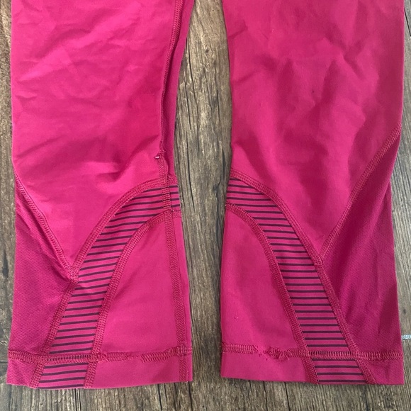 lululemon athletica Kids Fuchsia Leggings - Picture 5 of 6